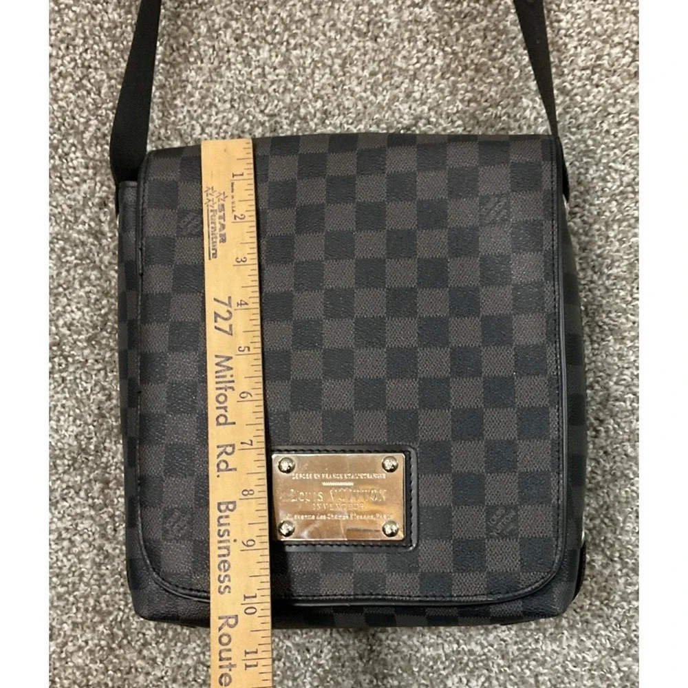 Louis Vuitton Inventeur Paris  Damier Ebene Canvas Messenger Bag